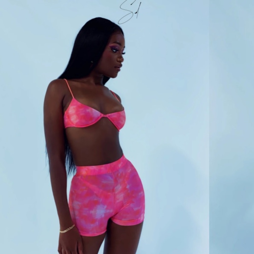 Sel Doval three piece Kelly set from 90210 collection XS/S